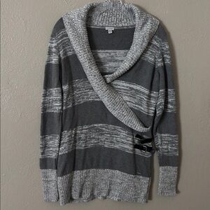 Guess Women’s Striped Shawl-Collar Sweater with Faux Leather Buckles Gray Large